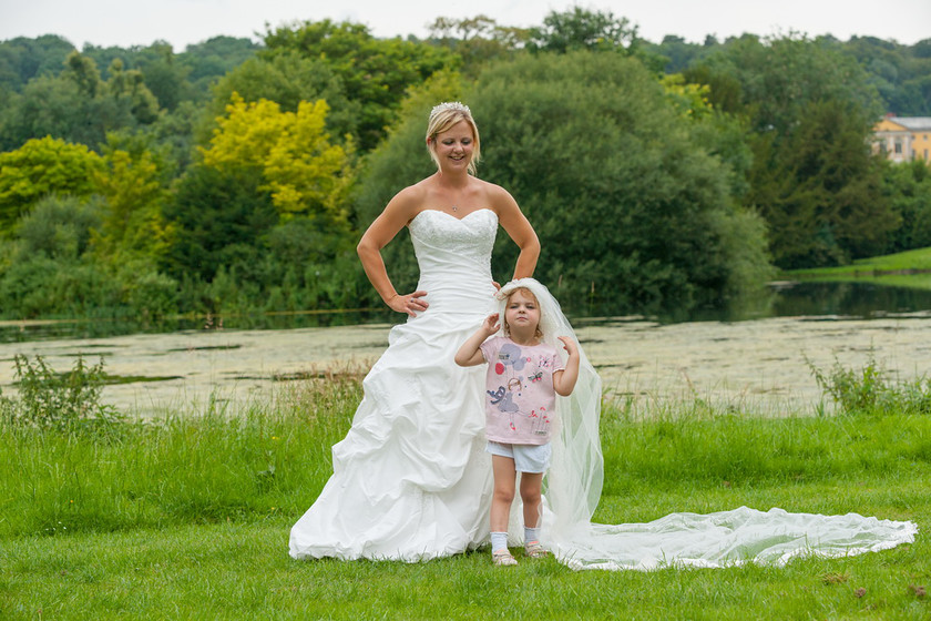 WWE Bridal BHS 042 
 West Wycombe Horse shoot 
 Keywords: Buckinghamshire wedding photographer, Horses, Piers Photo, Summer, West Wycombe House