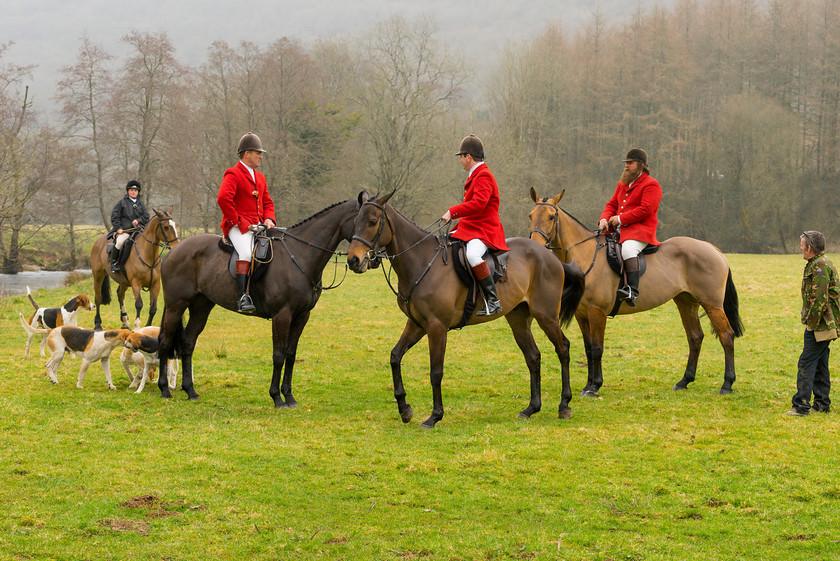 Hunting Exmoor 039 
 The Devon and Somerset Stag Hounds 
 Keywords: Buckingahmshire wedding photographer, Exmoor, Piers Photography, Withypool, the Devon and Somerset Stag Hounds