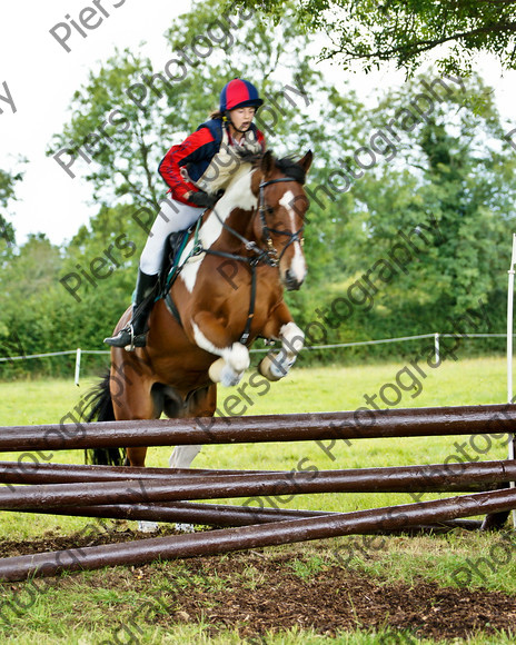 LSE horse trials 060 
 LSE Horse trials 
 Keywords: London and South East Horse Trials, Piers Photo