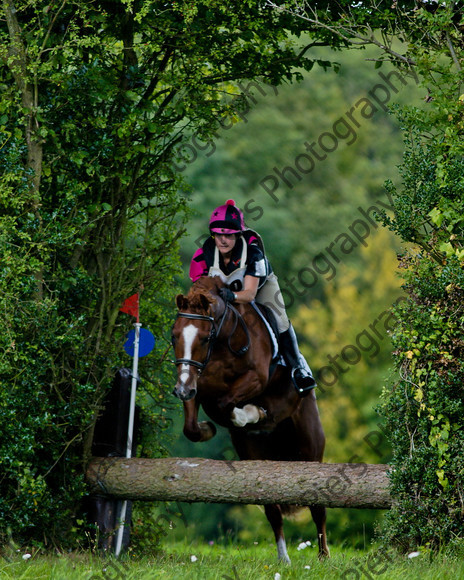 LSE Horse Trials 163 
 LSE Horse Trials 
 Keywords: London and South East Horse Trials, Piers Photo