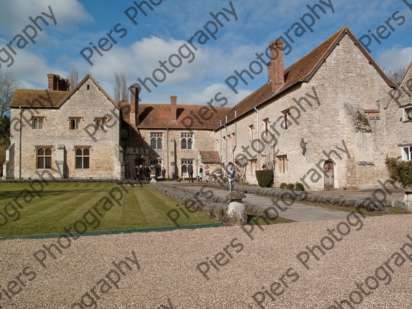 Paula & Wayne 646 
 Keywords: Notley Abbey, Paula and Wayne, Wedding